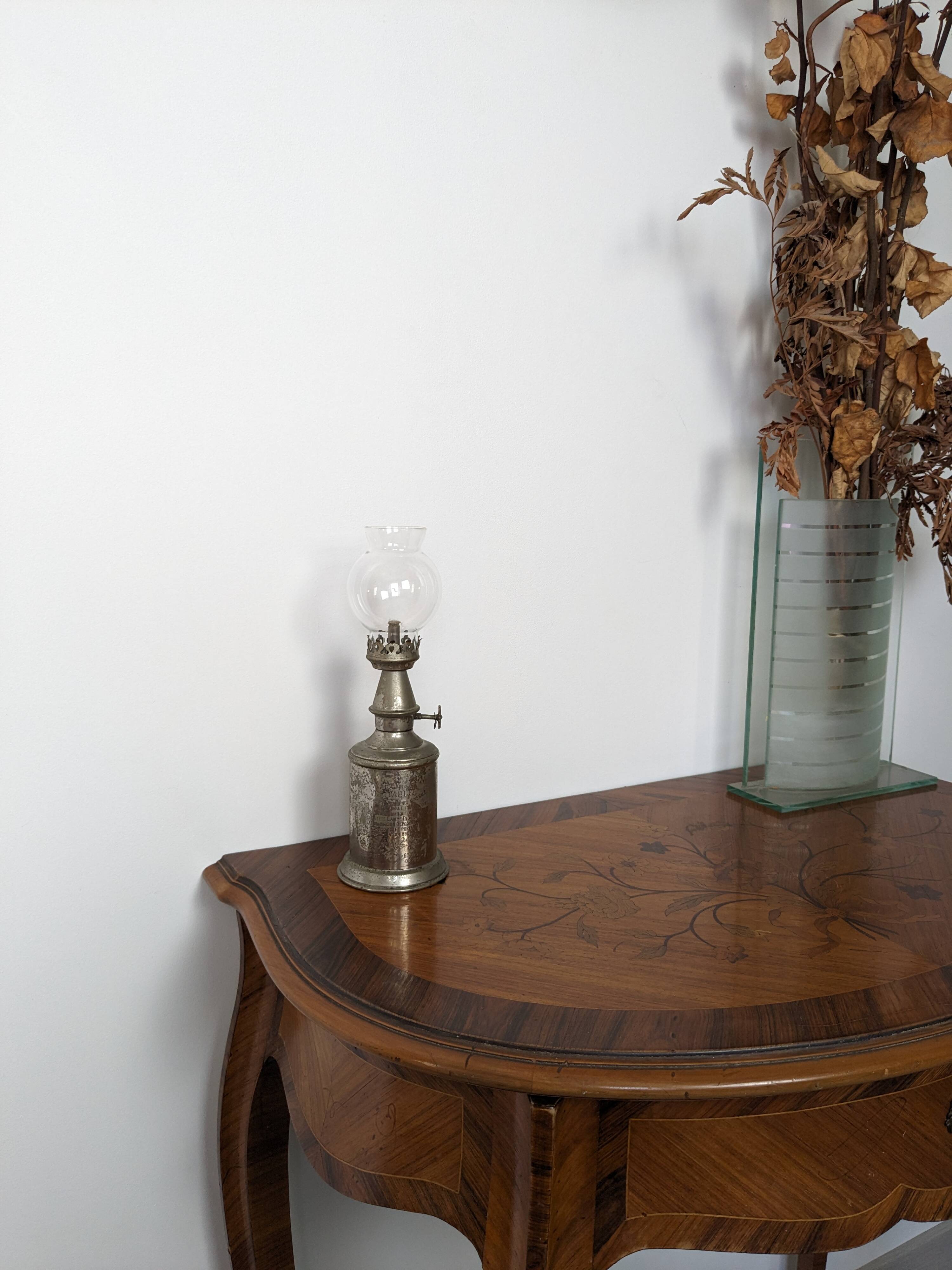 19th century Pigeon oil lamp