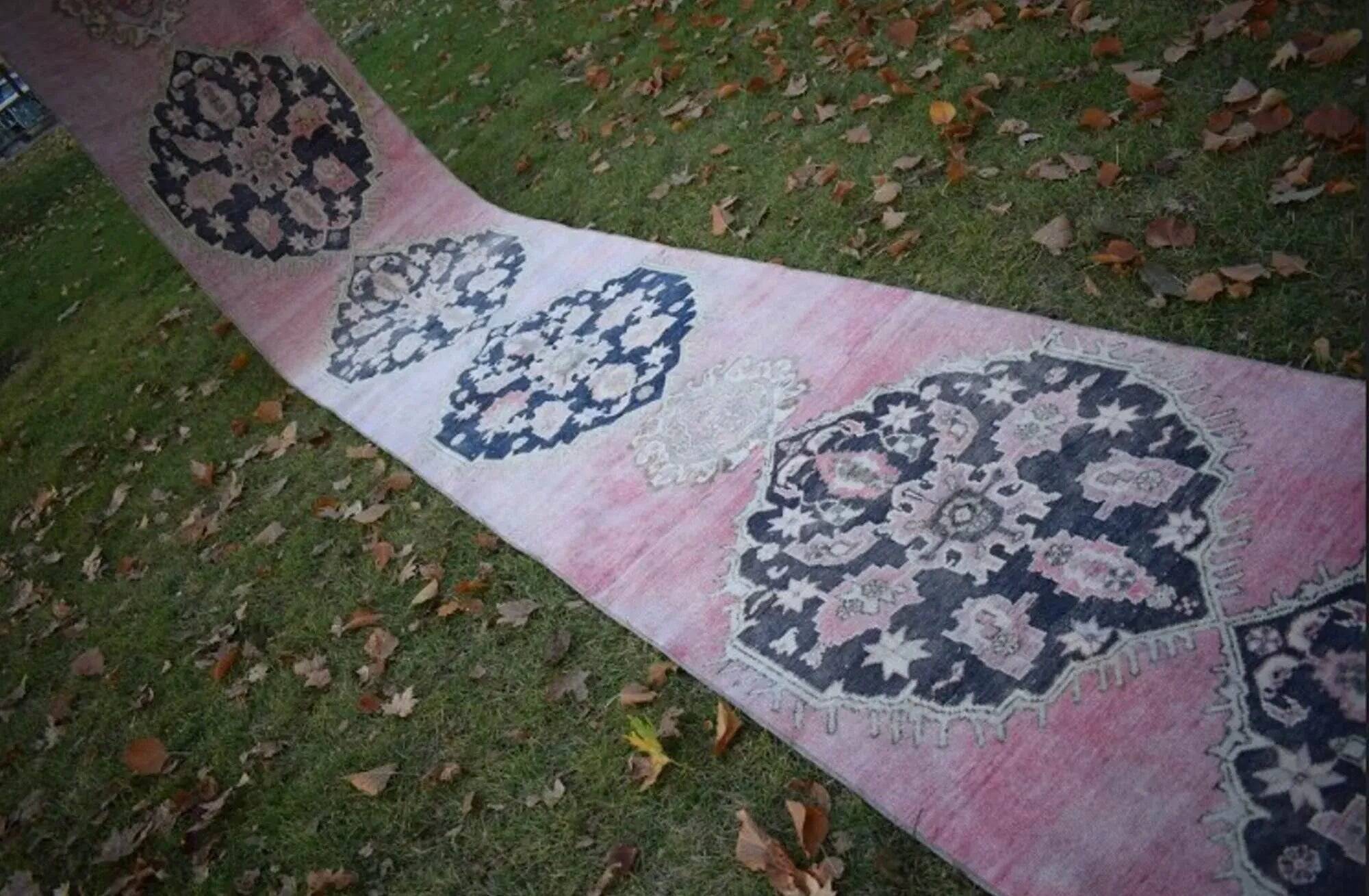 Vintage Turkish hallway rug 105x771 cm