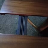 Scandinavian extendable round table