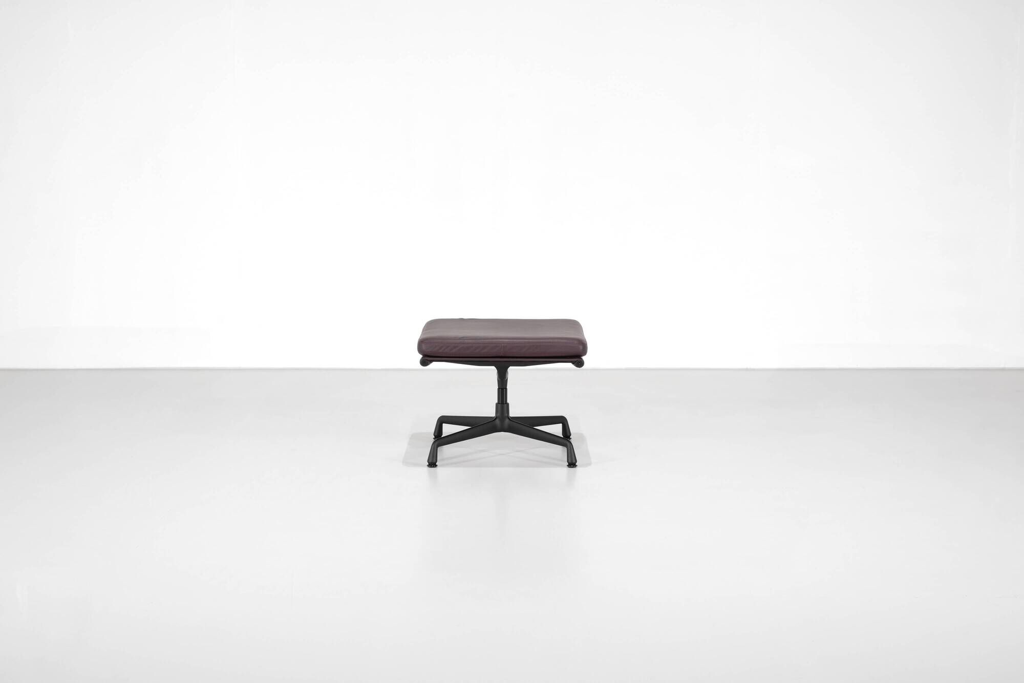 Ottoman Stool "EA 223" designed by Charles and Ray Eames for Vitra, Condition