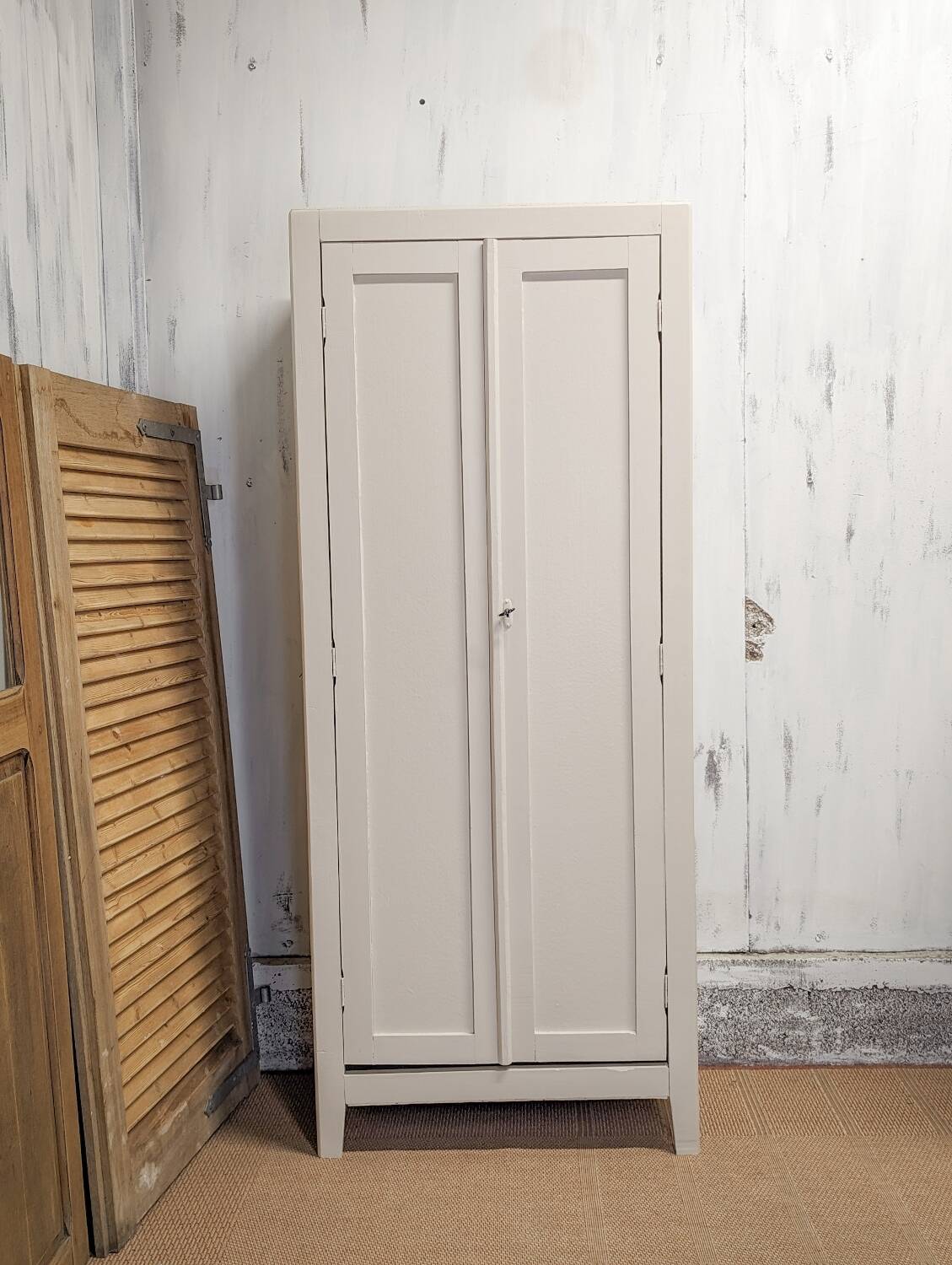 Armoire parisienne
