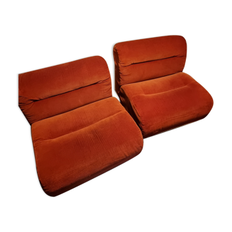 Paire de chauffeuses années 70 velour orange coque plastique...