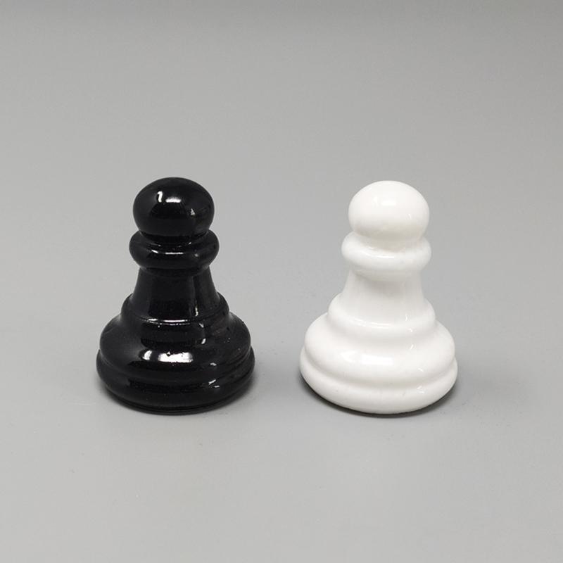1970s Gorgeous Black and White Chess Set in Volterra Alabaster Handmade.  Made in Italy