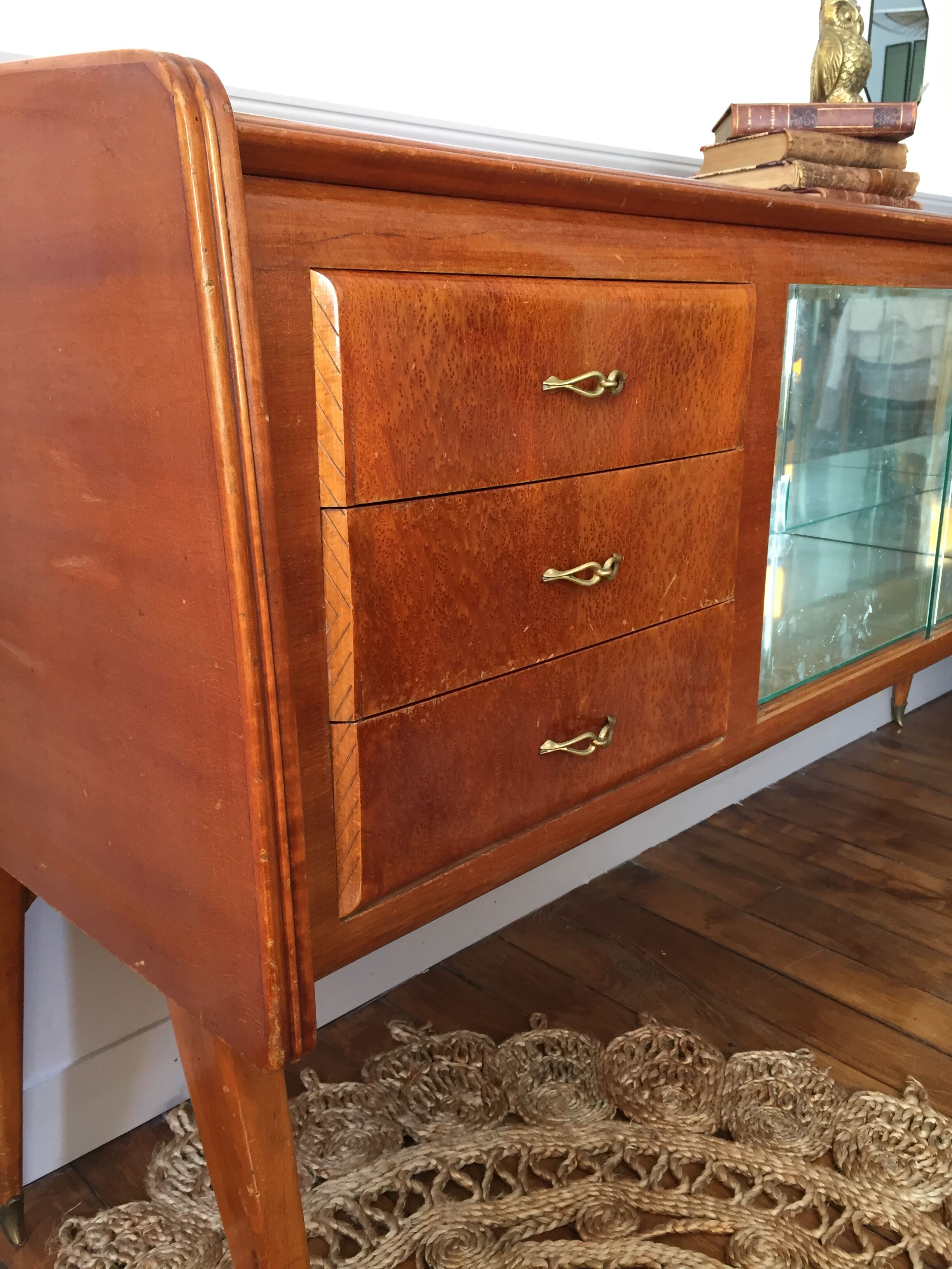 Sideboard vintage feet compass