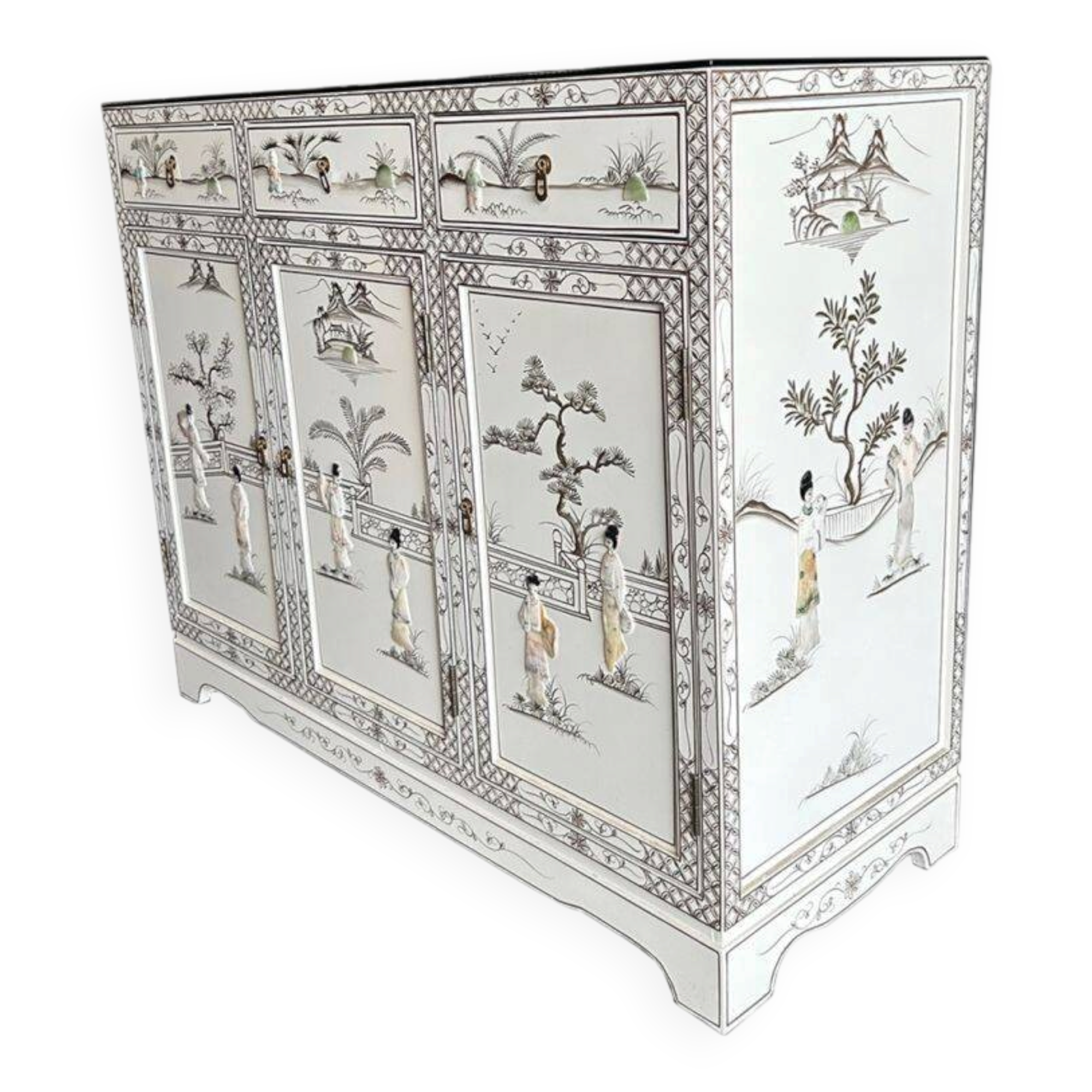 White lacquered Chinese sideboard with mother-of-pearl geisha decorations.