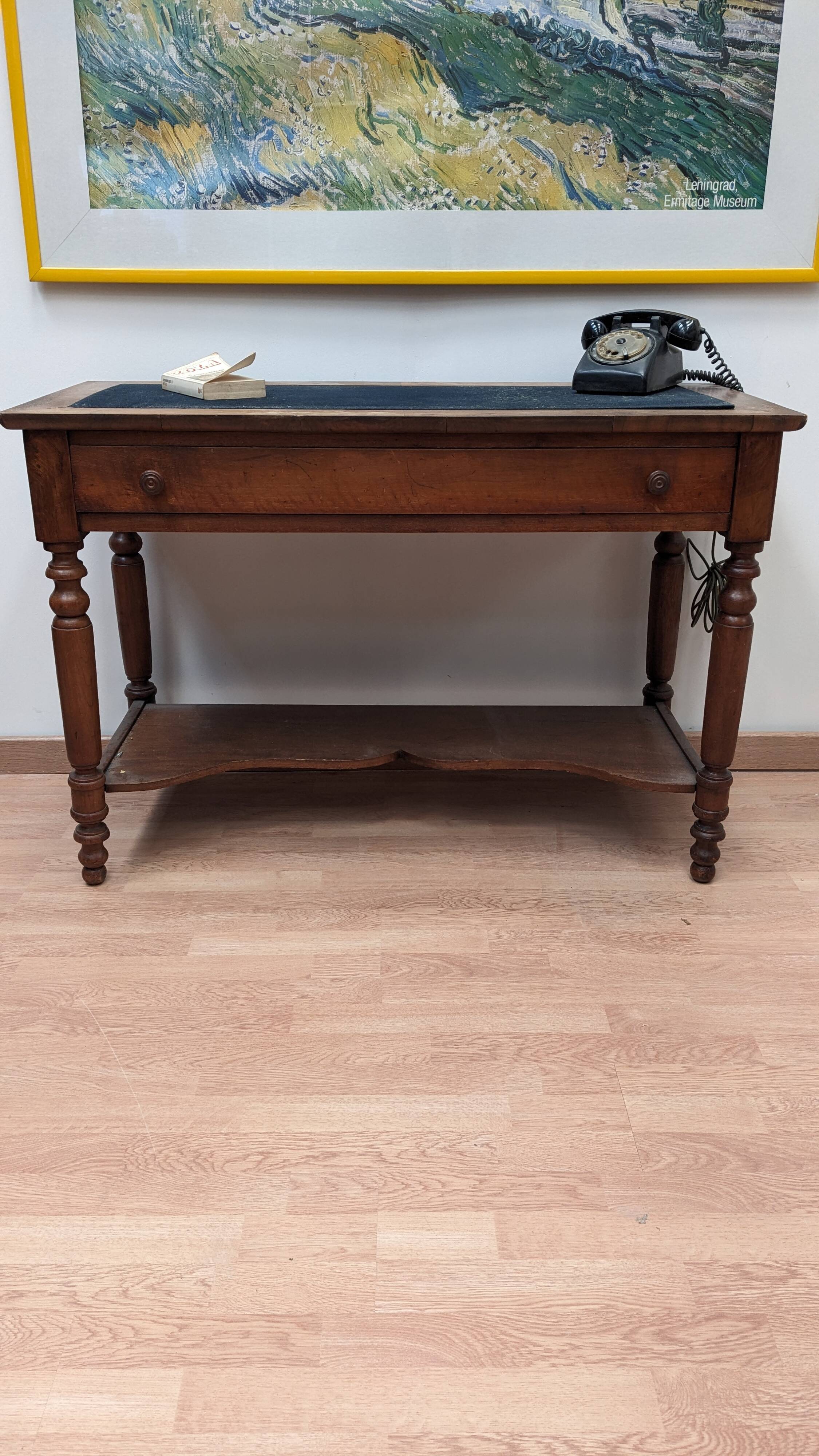 Desk or entry console