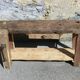 Very old oak carpenter's workbench - A charming piece of trade furniture.