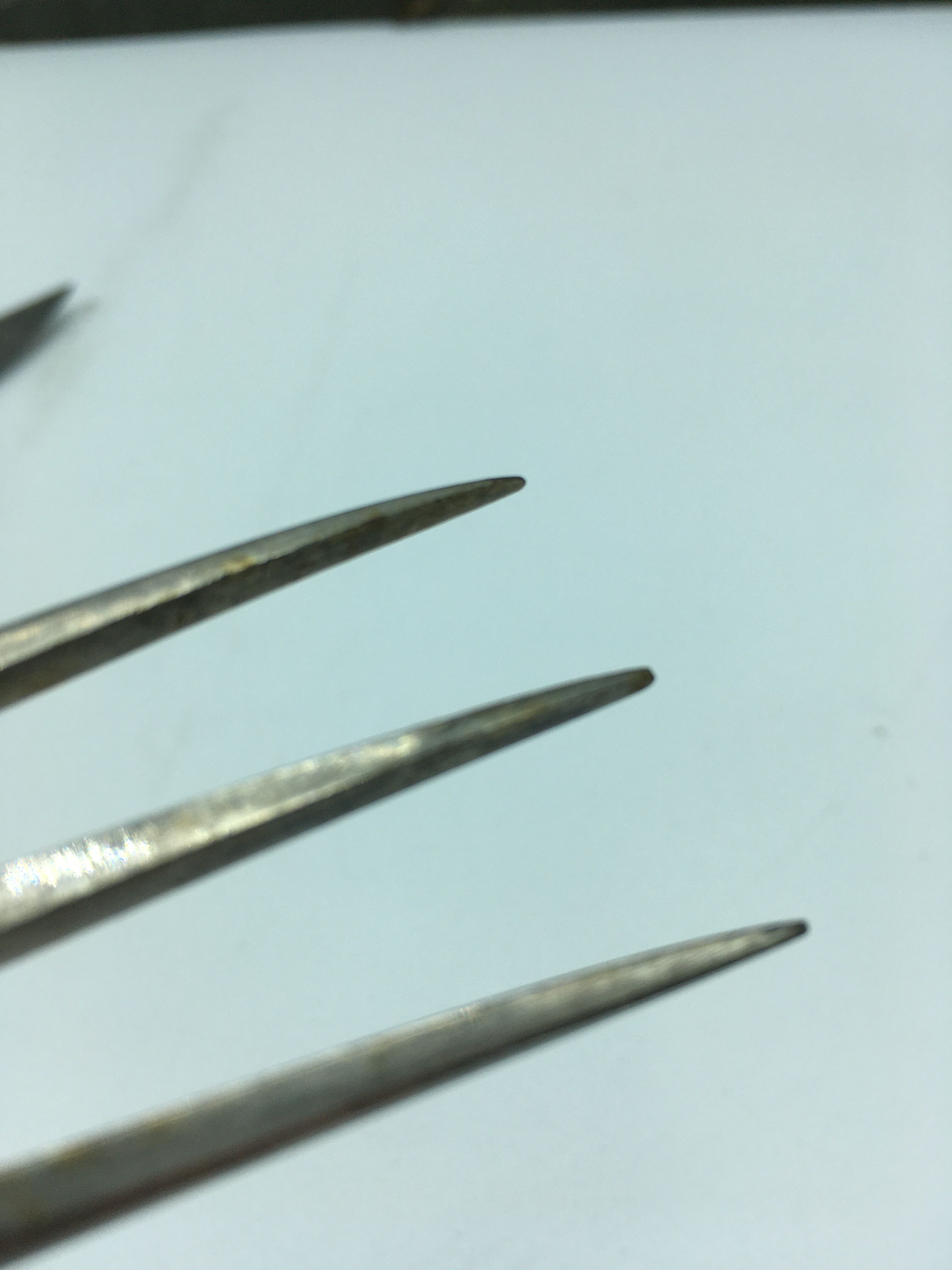 Box of cutlery with leg / roast silver filled.