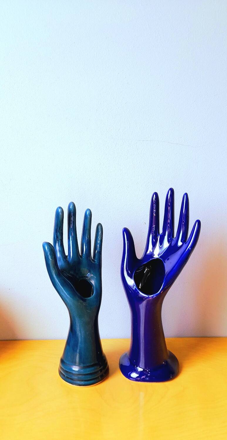 Duo of ceramic hands 1960/70