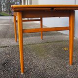 Scandinavian teak coffee table that can be upgraded to a dining table