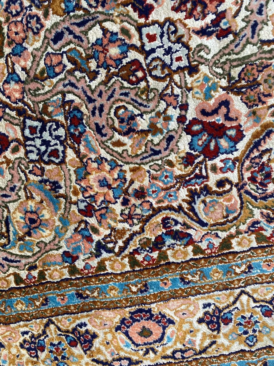 Carpet India Punjab wool and silk 120x190 cm