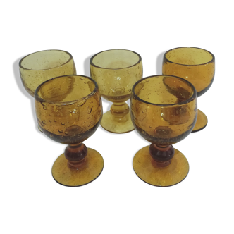 Lot de 5 verres à pied Biot ambrés