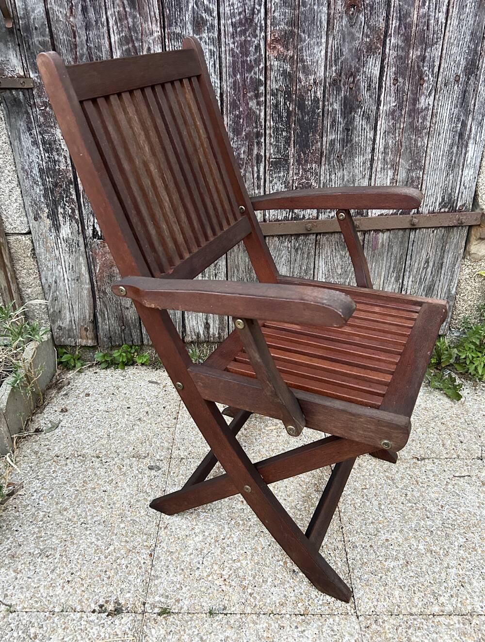 Elegant Folding Garden Chair in Teak – beautiful era holiday style