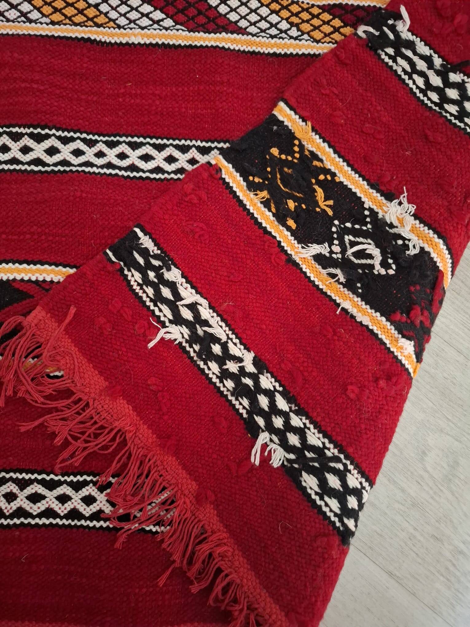 Small brick red Berber Kilim – Flat weave Hanbel – 77x140 cm
