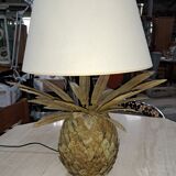 Pineapple lamp