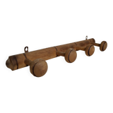 Coat rack with 4 wooden hooks