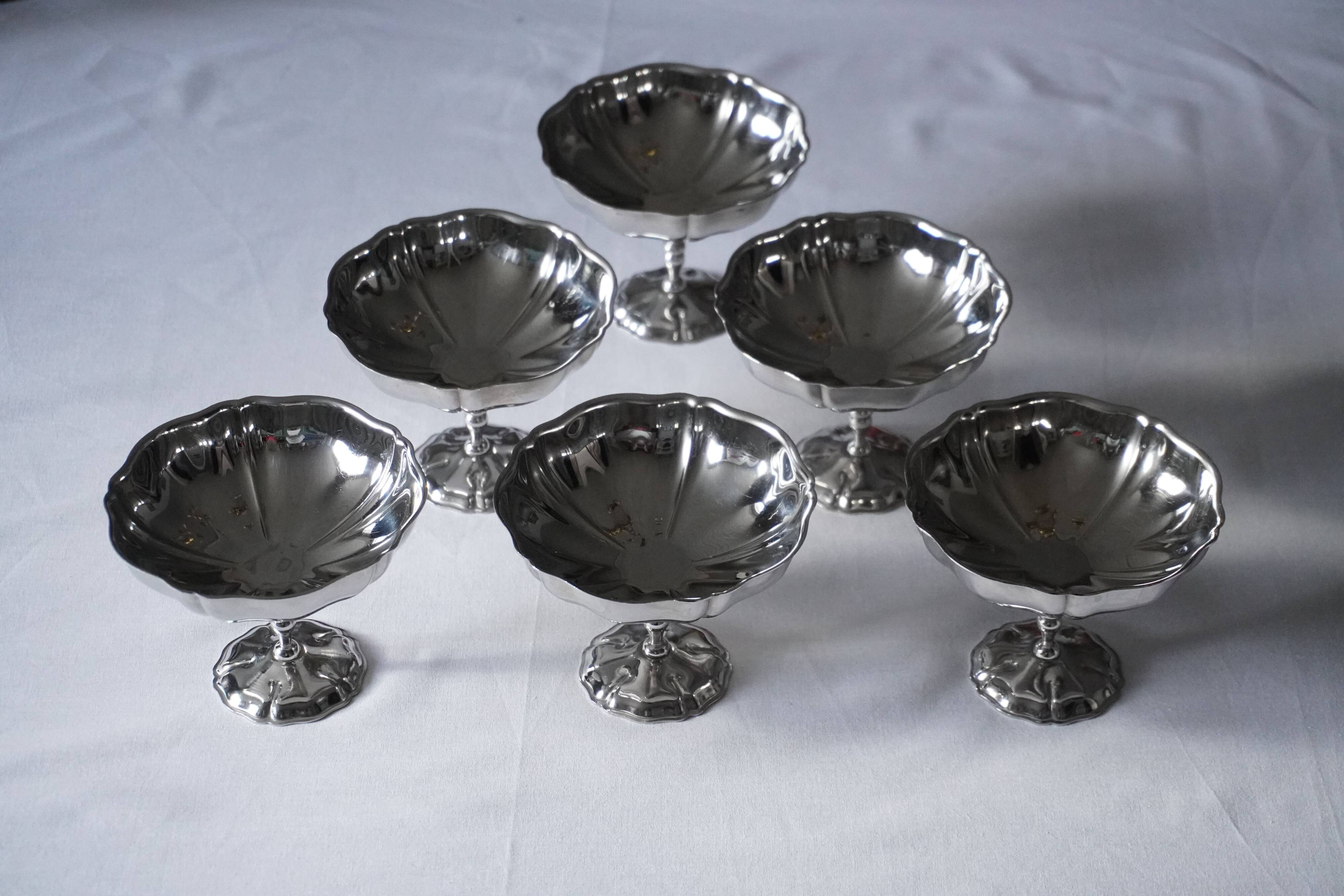 Lot de 6 coupes (à glace) en métal