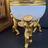 Egg box opaline on footouche