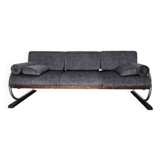 Bauhaus Chrome Sofa by Robert Slezak for Slezak Factories, 1930s