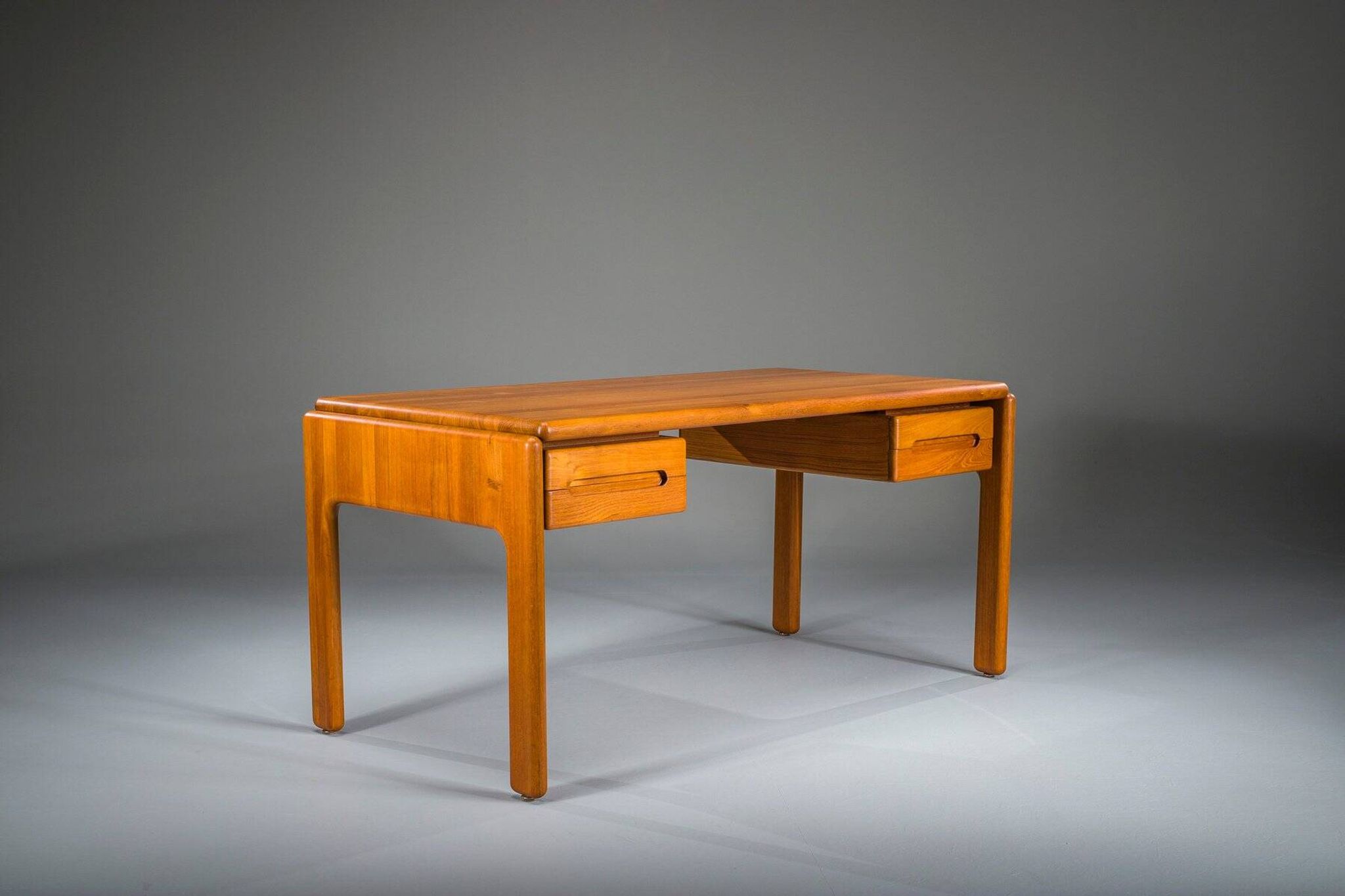 Bureau vintage en teck d'un ébéniste danois, années 1950