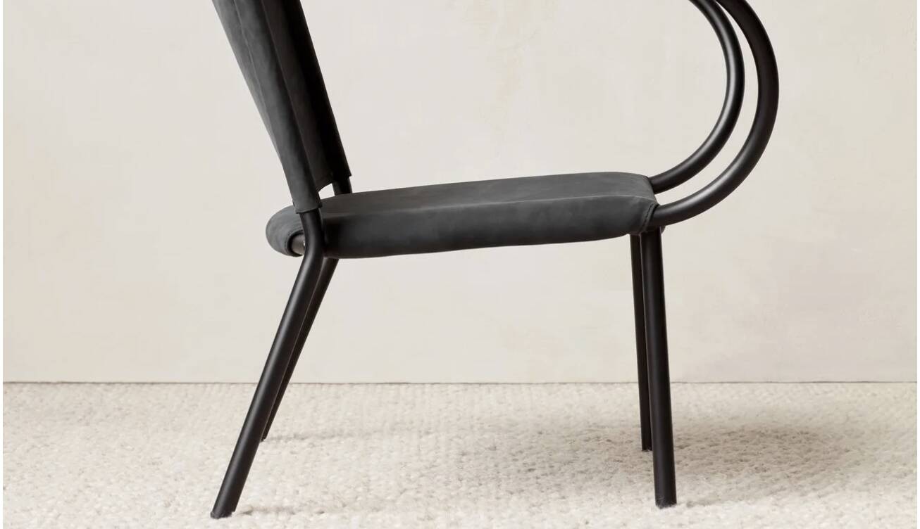 Afteroom lounge chair audio