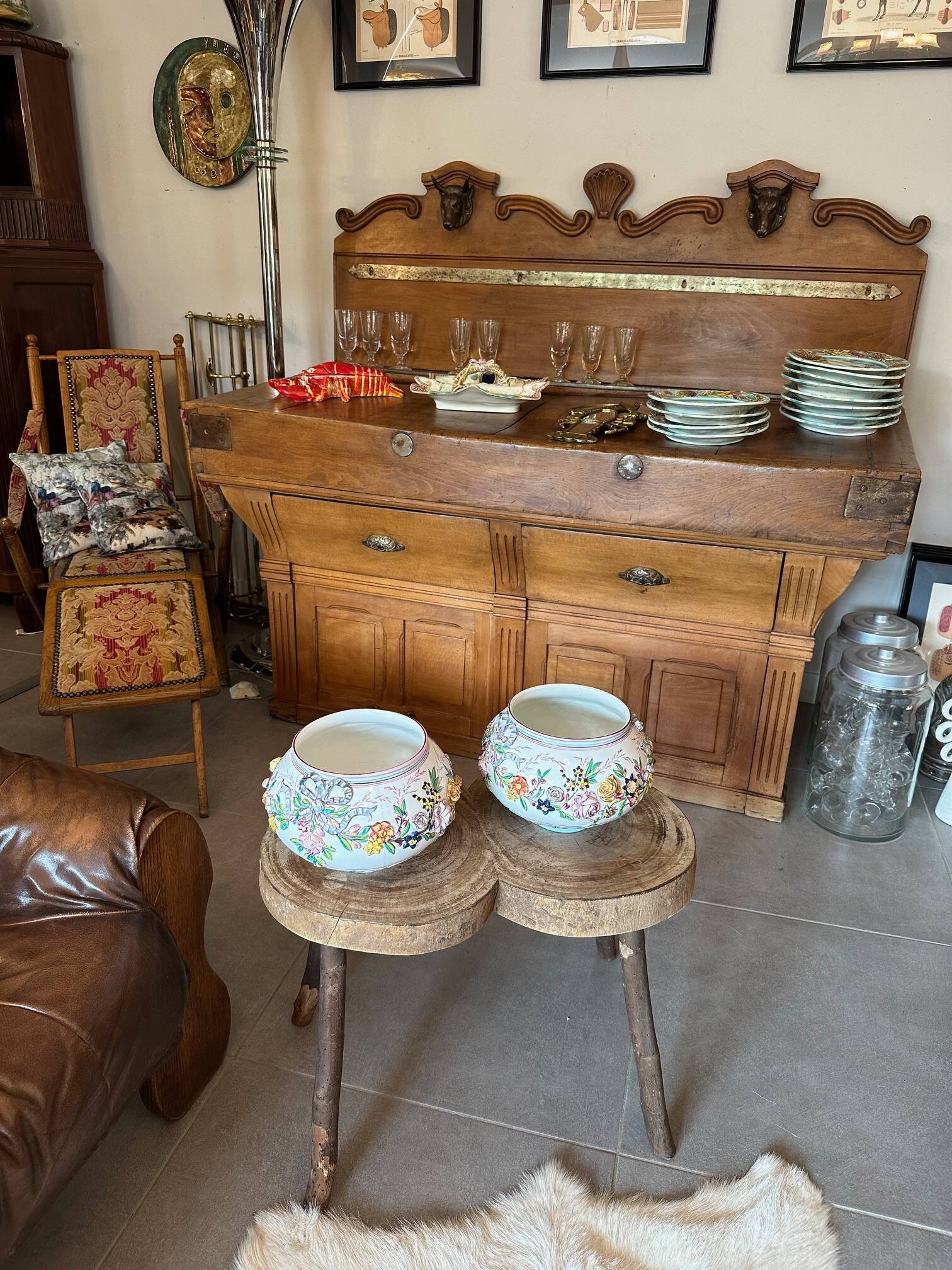 Pair of earthenware planters