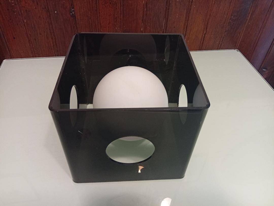 Modern Plexiglass Table Lamp