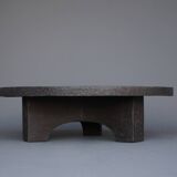 Table basse ronde brutaliste en résine, années 1970