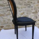 Chair wood medallion canned back