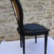 Chaise bois médaillon dossier canné
