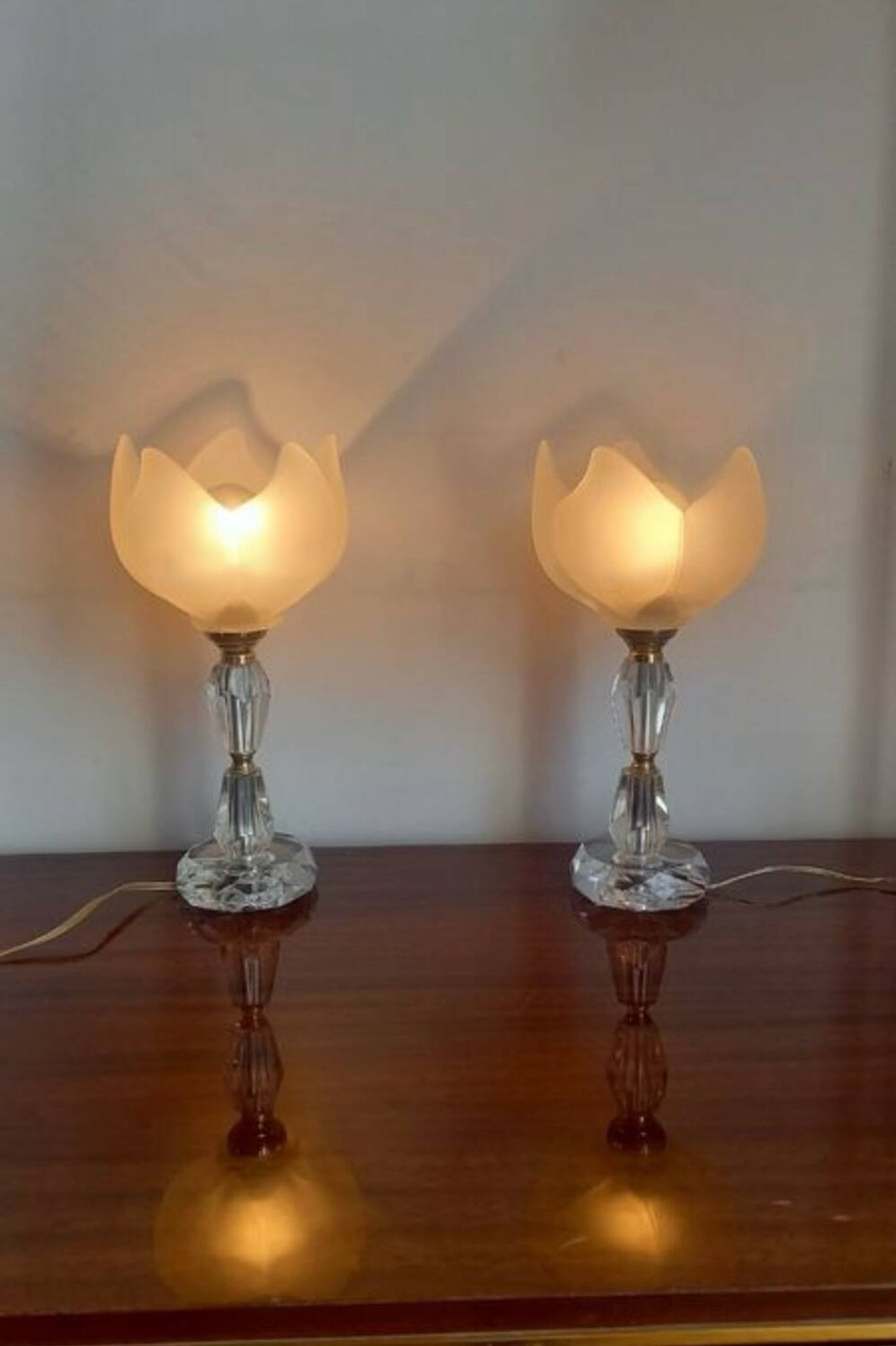 Pair of vintage table lamps in cut crystal and glass tulip.