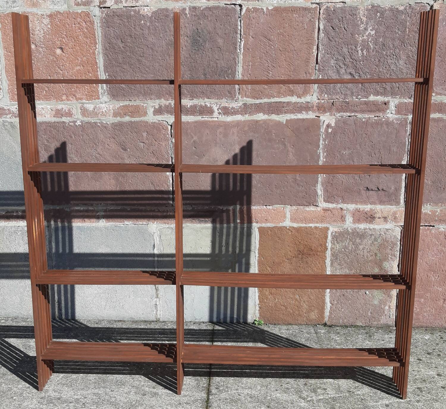 Scandinavian wall shelf (or bookcase), 60s/70s