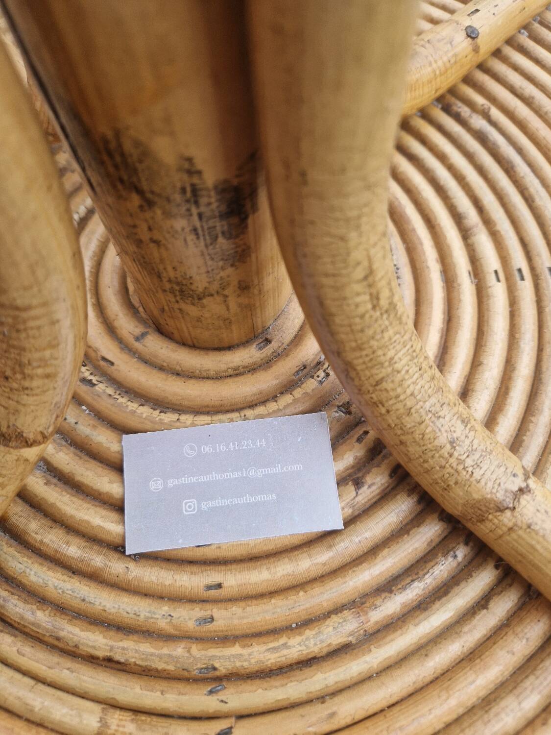 Porte manteaux perroquet en rotin vintage