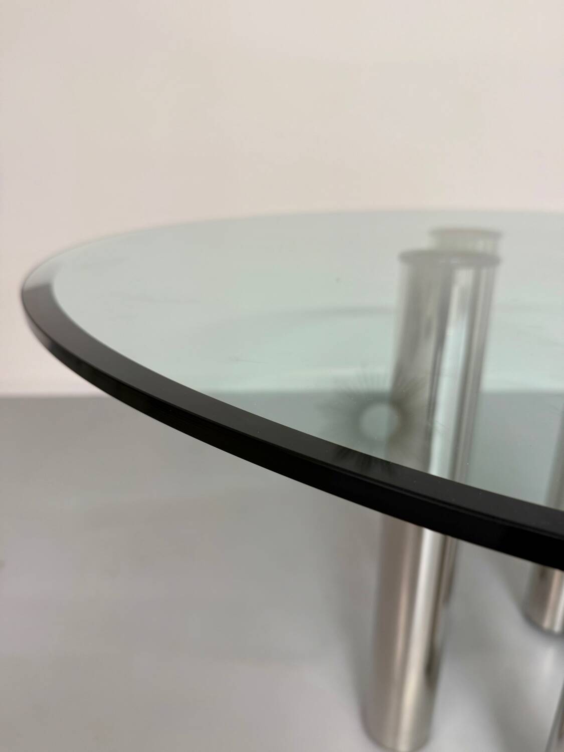 Table repas ronde verre et métal design italien des années 80 vintage