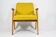 Fauteuil original type 366 designer J. Chierowski tissu jaune années 1960
