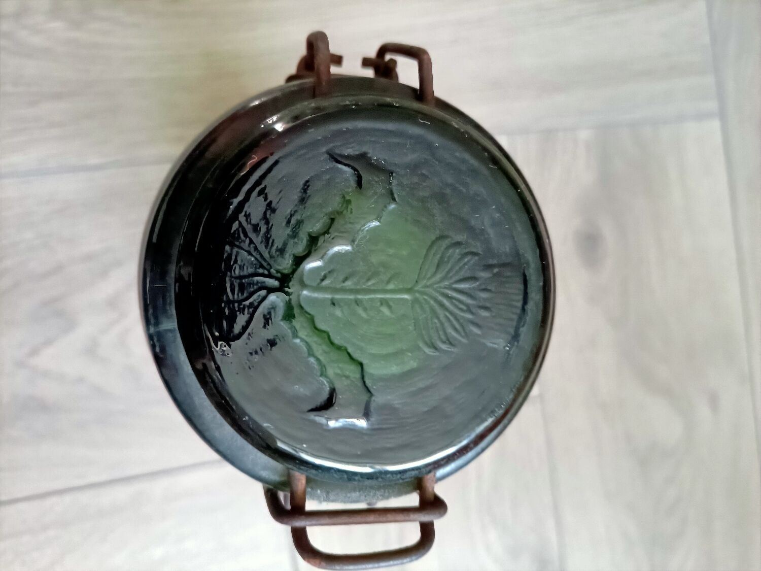 Ancienne bouteille en verre Le Lorraine vert