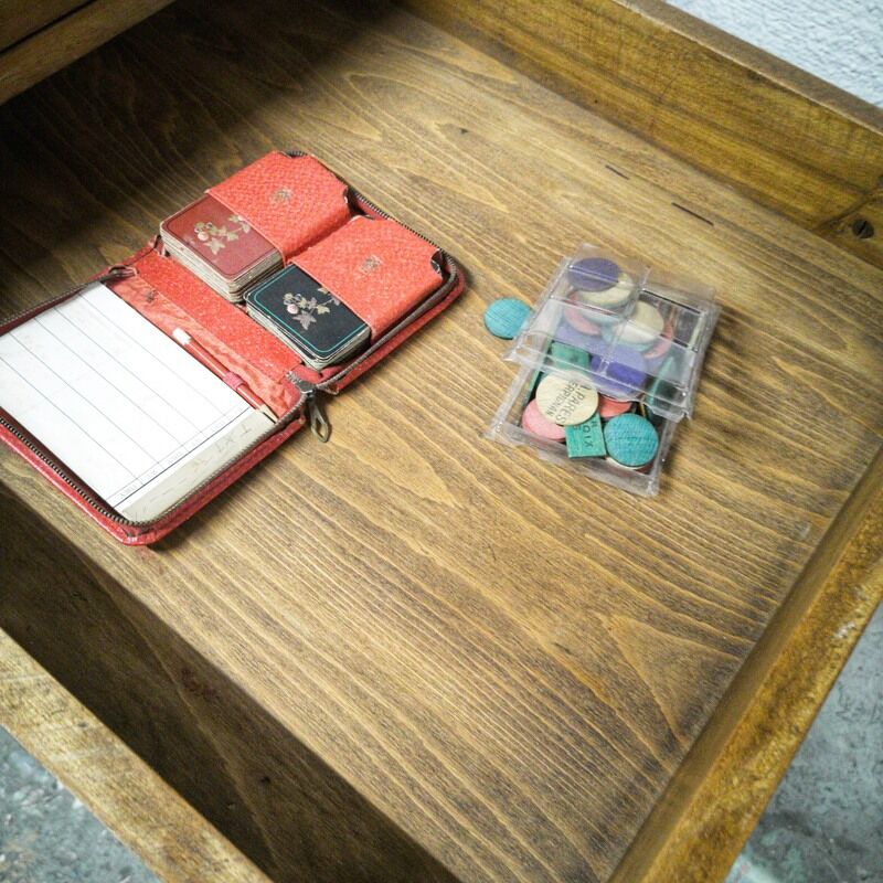 Table games tray wallet