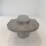 Table basse en pierre fossile, Magnussen Ponte, années 1980