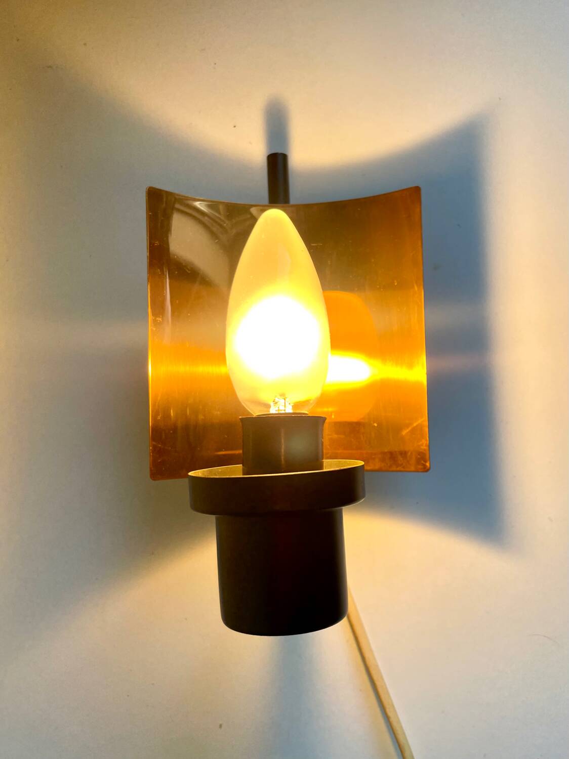 Applique murale Art Déco scandinave en métal/cuivre vintage