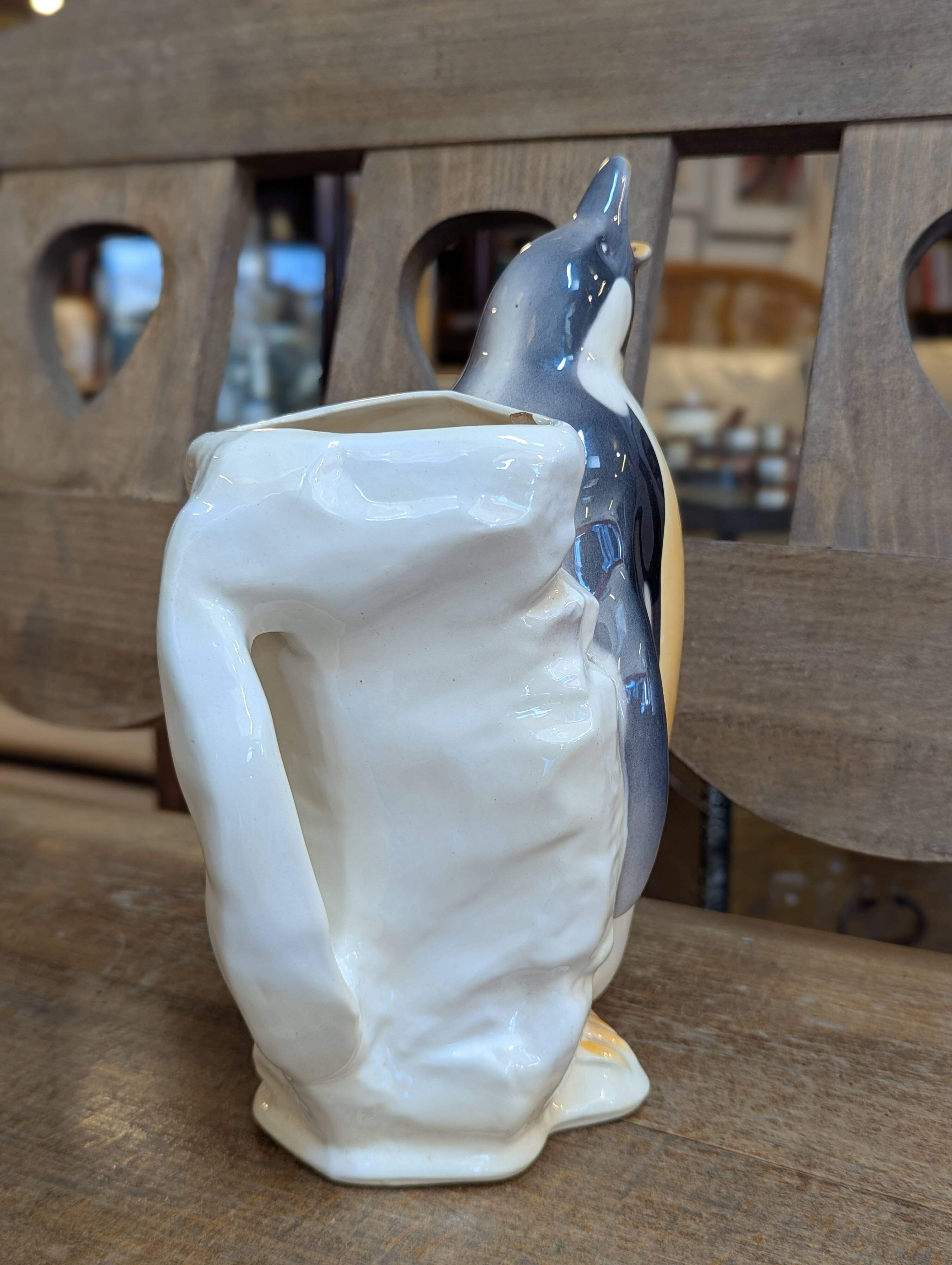 Pichet vintage pingouin barbotine