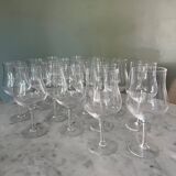 Set of 15 large wine glasses
