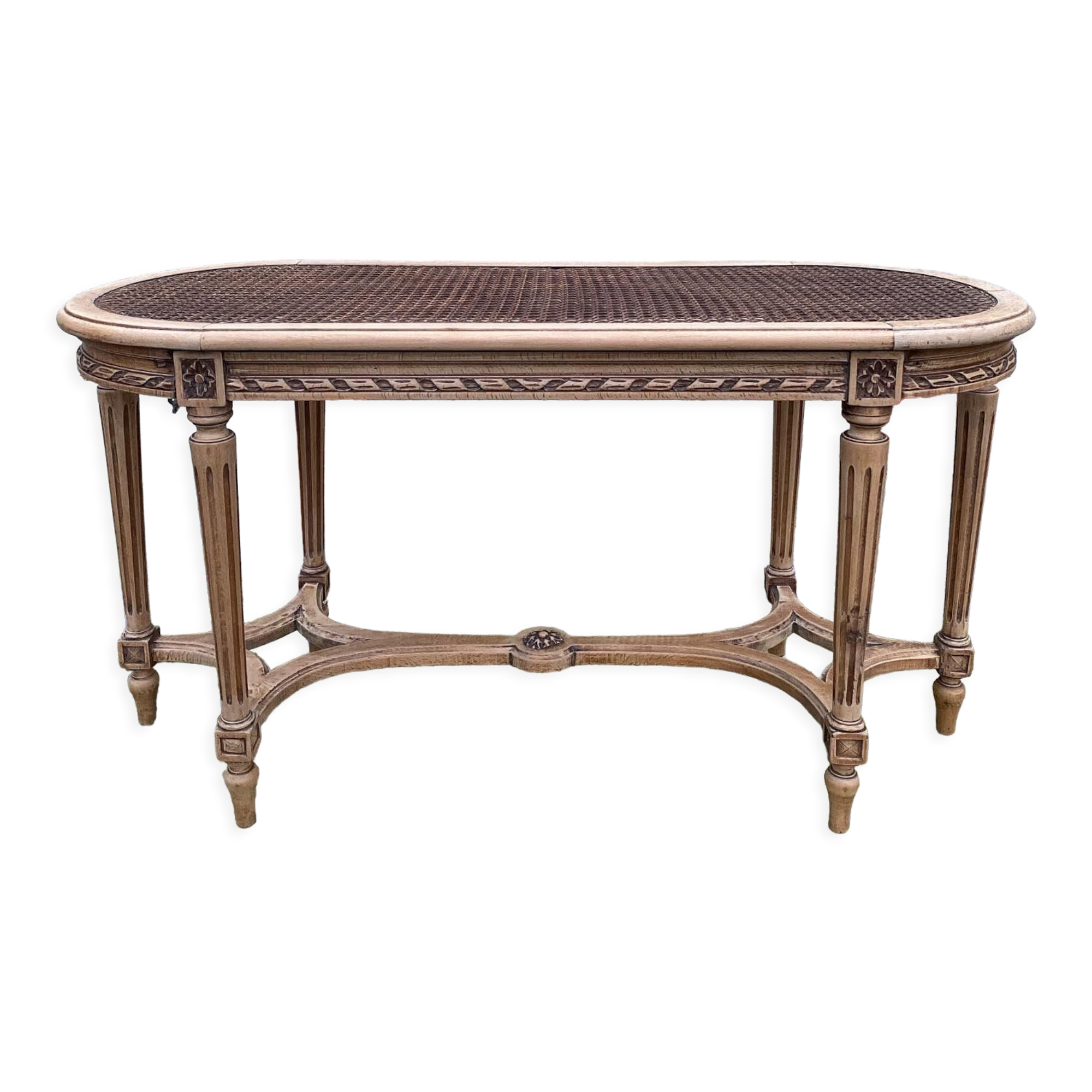 Old bench in Louis XVI style canning