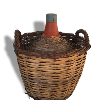 Demijohn, wicker basket