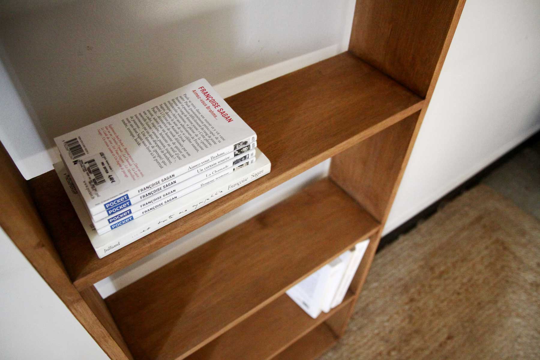 Solid wood bookcase shelf