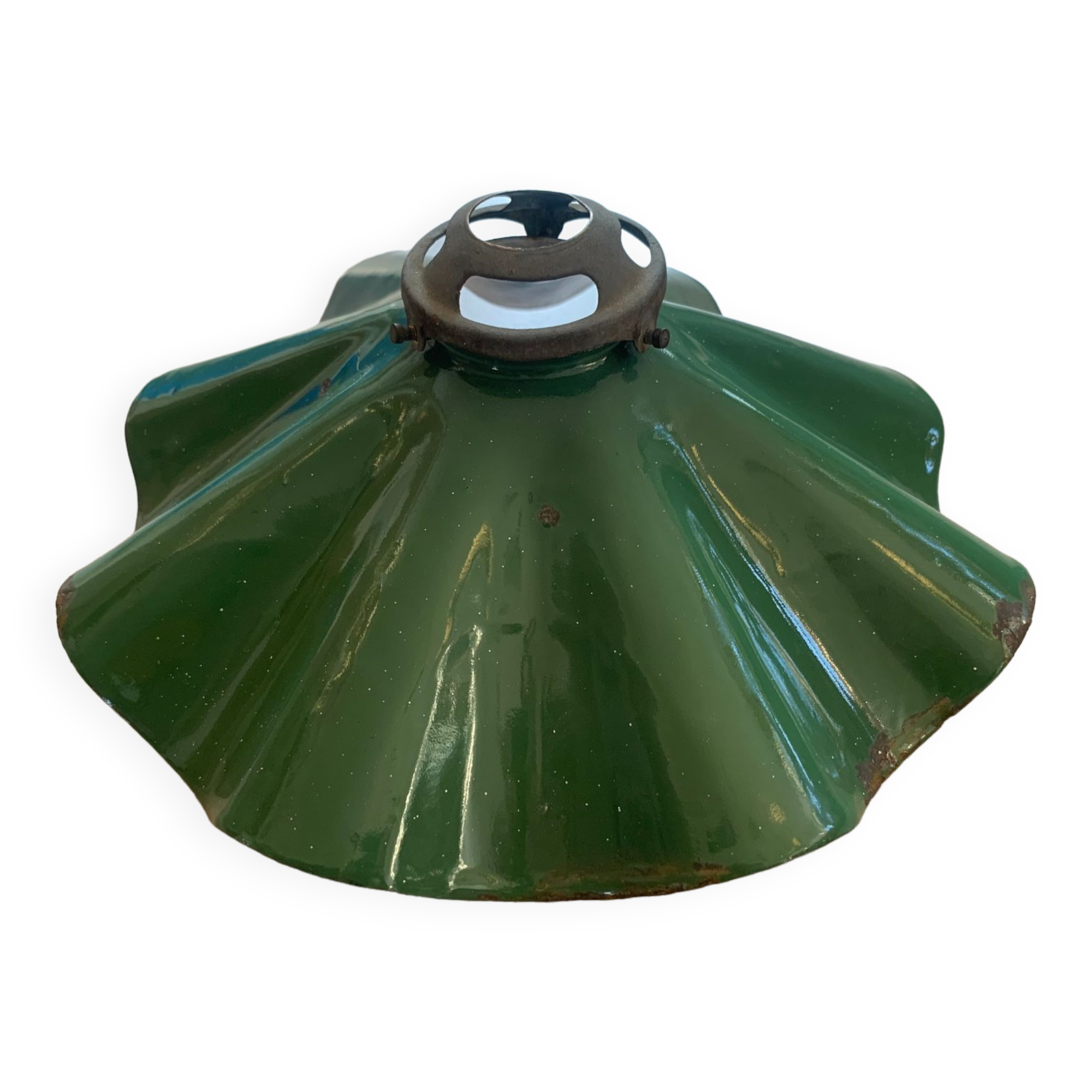 Old enamelled sheet metal bowl