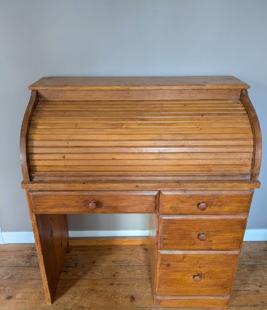 Cylinder Desk in Solid Pine - Careful Restoration - Bohemian Style