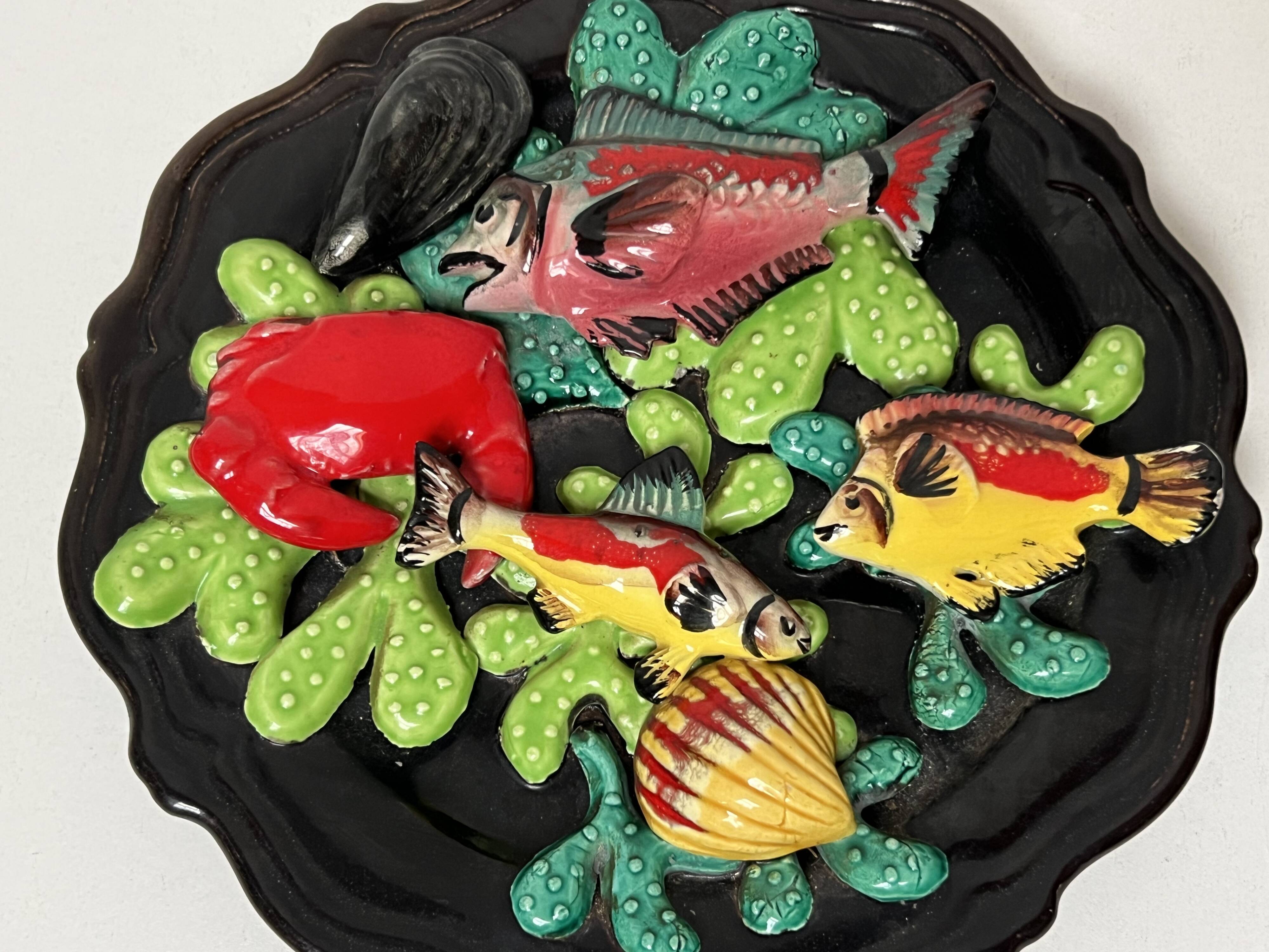 Trompe l'oeil plate, vallauris ceramic, 20th century, fish and shells