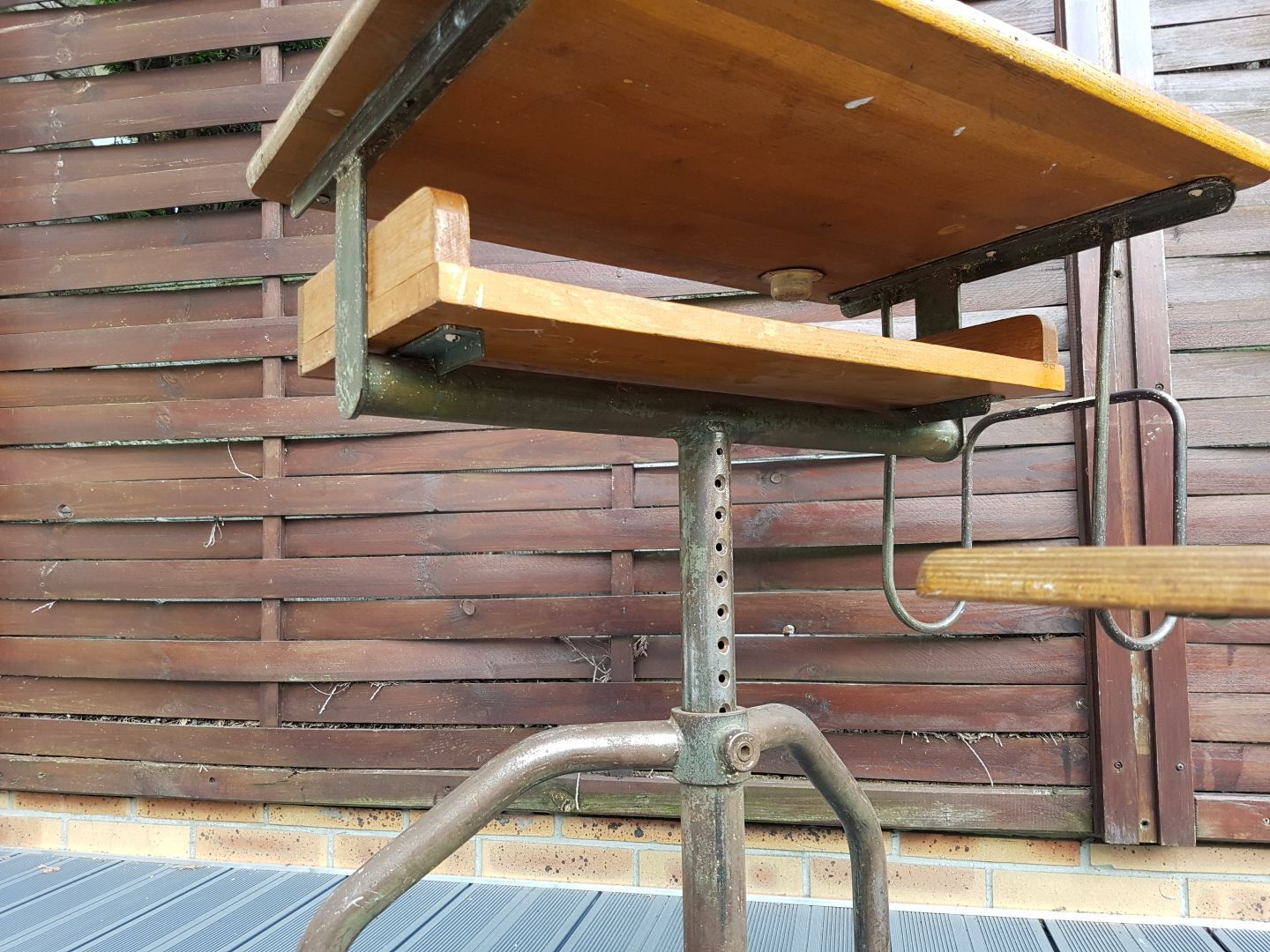 Bureau d'écolier évolutif des années 50-60