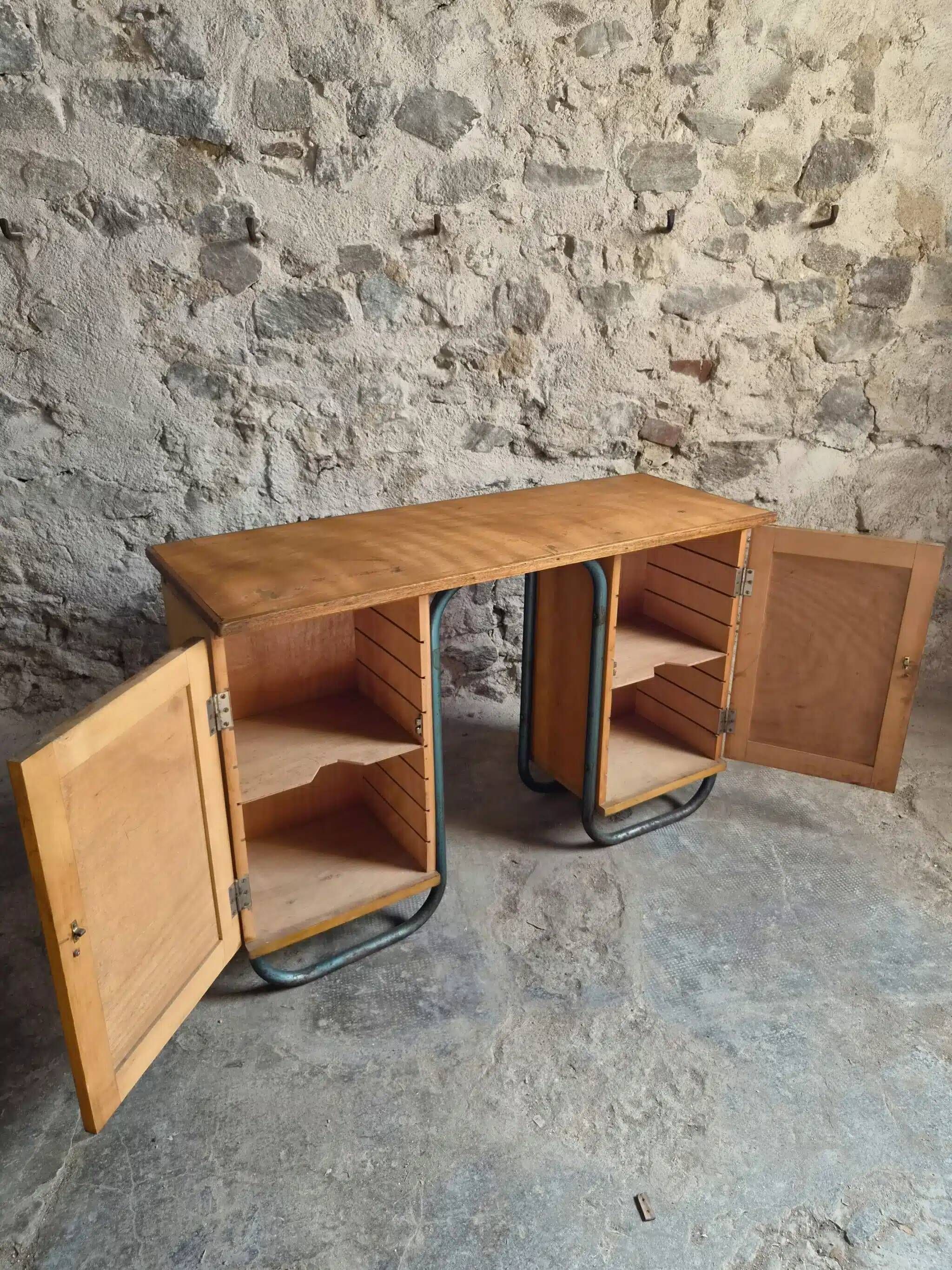 Bureau d'écriture moderniste français en hêtre et acier tubulaire, années 1930