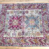 Oriental carpet 161 x 132 cm